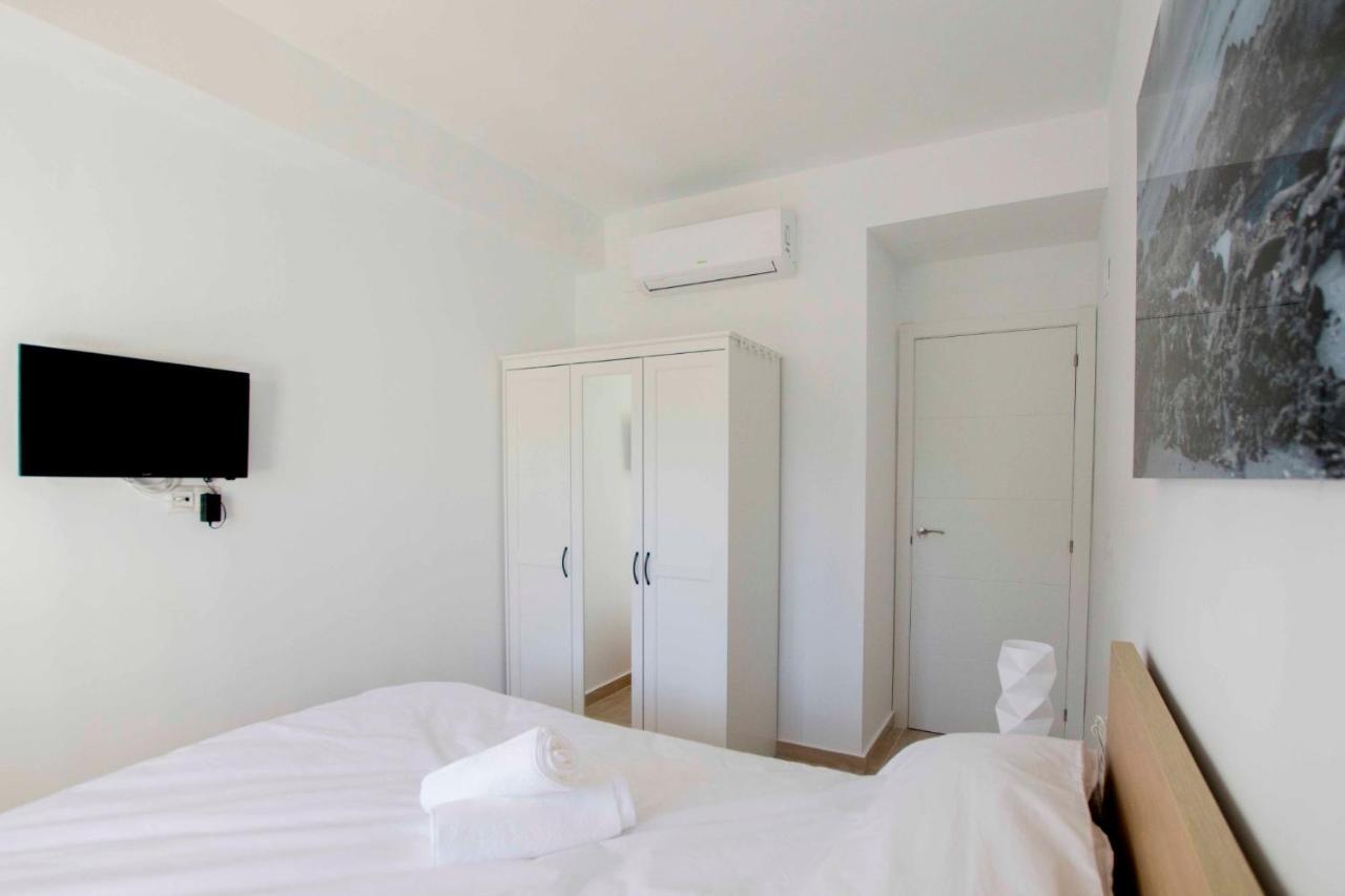 Apartamentos Los Alamos Sardinero Torremolinos Dış mekan fotoğraf