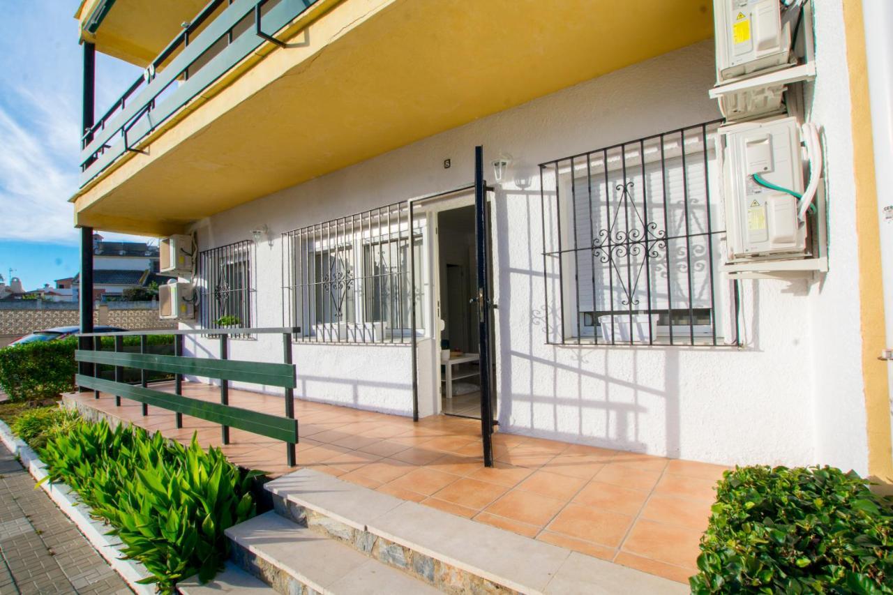 Apartamentos Los Alamos Sardinero Torremolinos Dış mekan fotoğraf